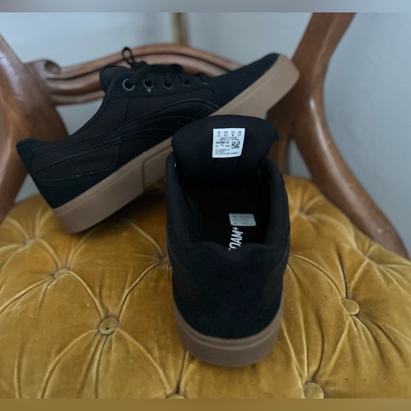 Puma Black Rubber Soled Soft Foam ~ Size 8 - Picture 6 of 7